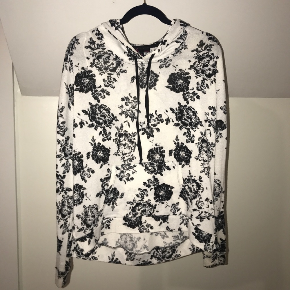 Drawstring hoodie